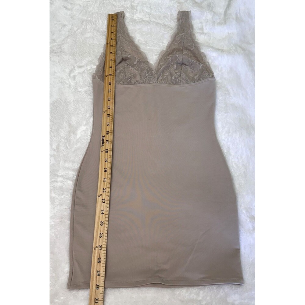 Yummie Tummie Women's Champagne Seamless Lace Top Full Slip Shapewear Sz M